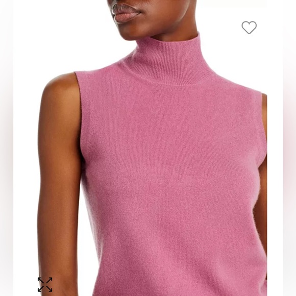 Bloomingdale's Tops - NWT Size S cashmere sleeveless sweater